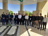 برپایی مراسم زیارت عاشورا در جوار شهدای گمنام شهر کره‌ای با حضور کارکنان شبکه بهداشت و درمان شهرستان سرچهان